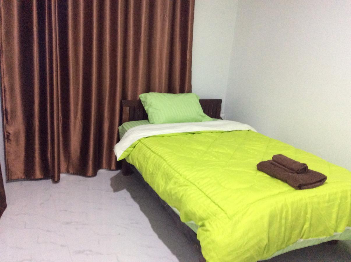 The Point At Airport Aparthotel Nai Yang Beach Buitenkant foto